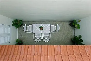 Wood Work House Hotel George Town